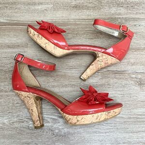 Eüro soft by Söfft Leather Open-Toe Cork Heel Sandals